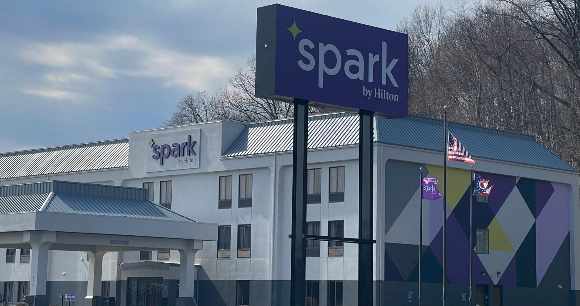 Spark By Hilton Newcomerstown Luaran gambar