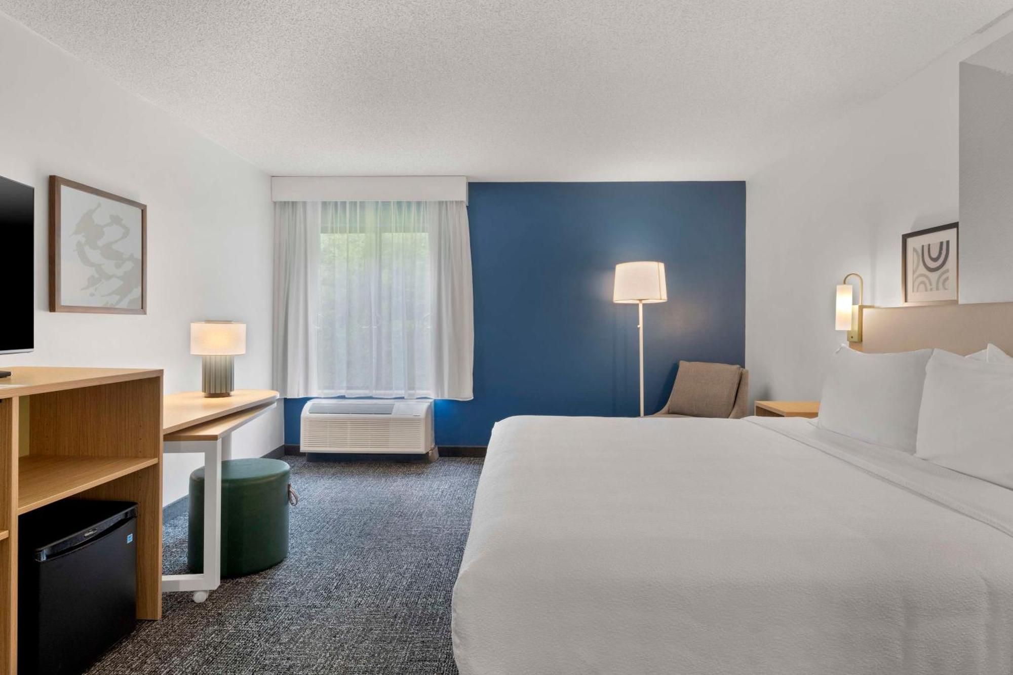 Spark By Hilton Newcomerstown Luaran gambar