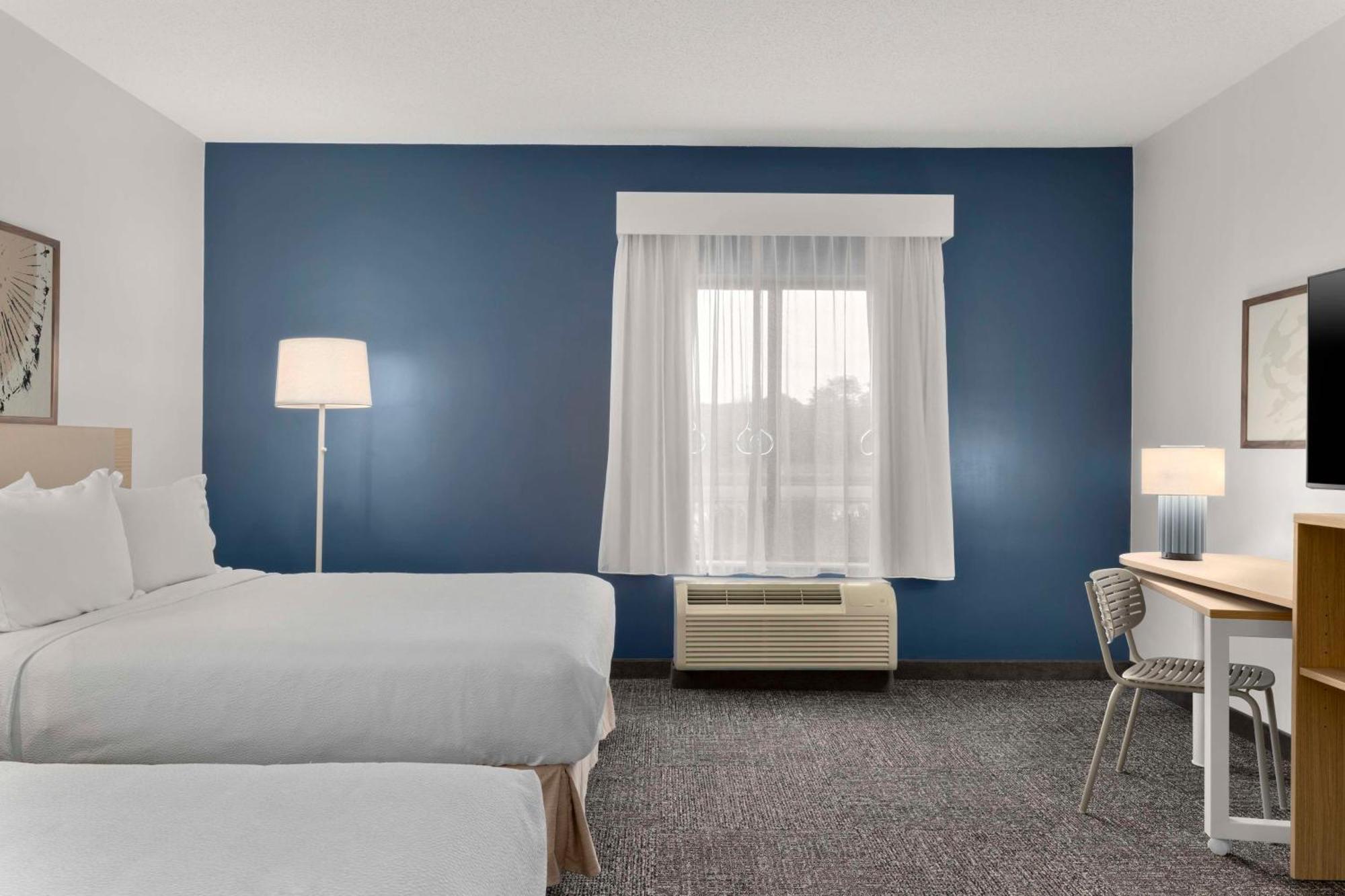 Spark By Hilton Newcomerstown Luaran gambar