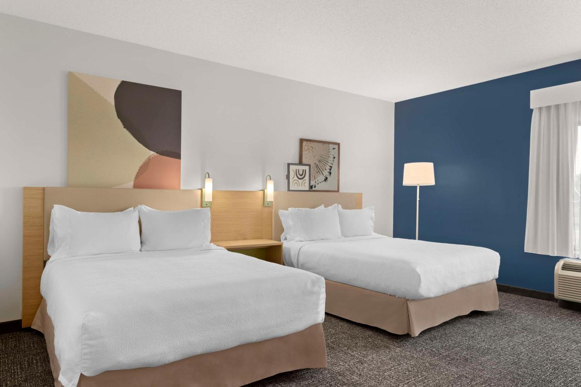 Spark By Hilton Newcomerstown Luaran gambar