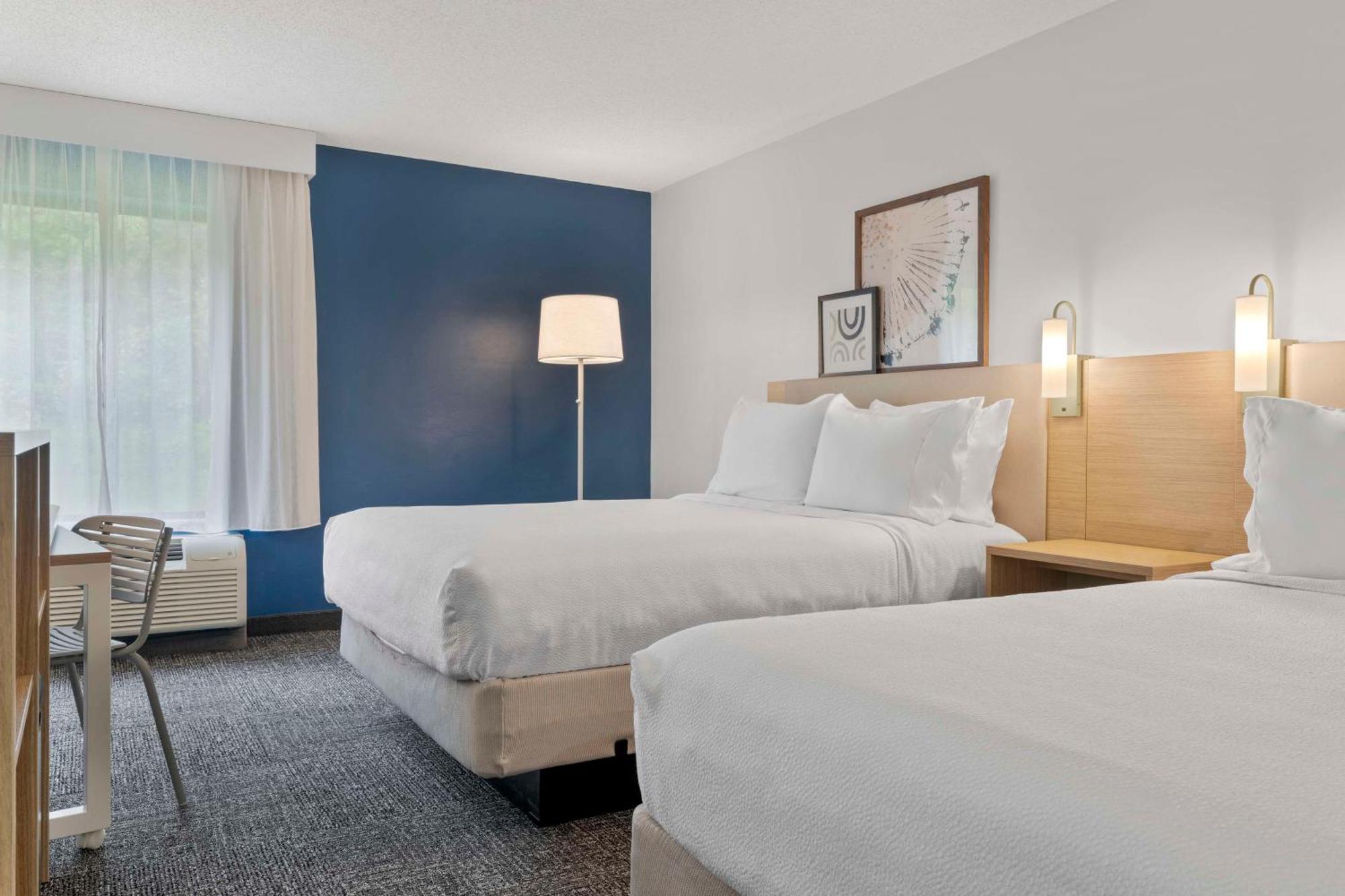 Spark By Hilton Newcomerstown Luaran gambar